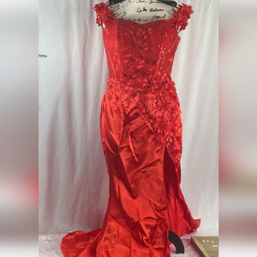 Off The Shoulder Lace Adorned Bodice Evening Dress - Picture 7 of 9